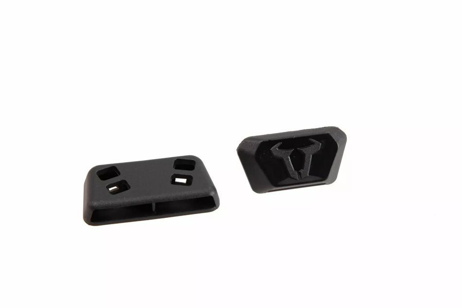 Tow hook hitch for PRO tank bag